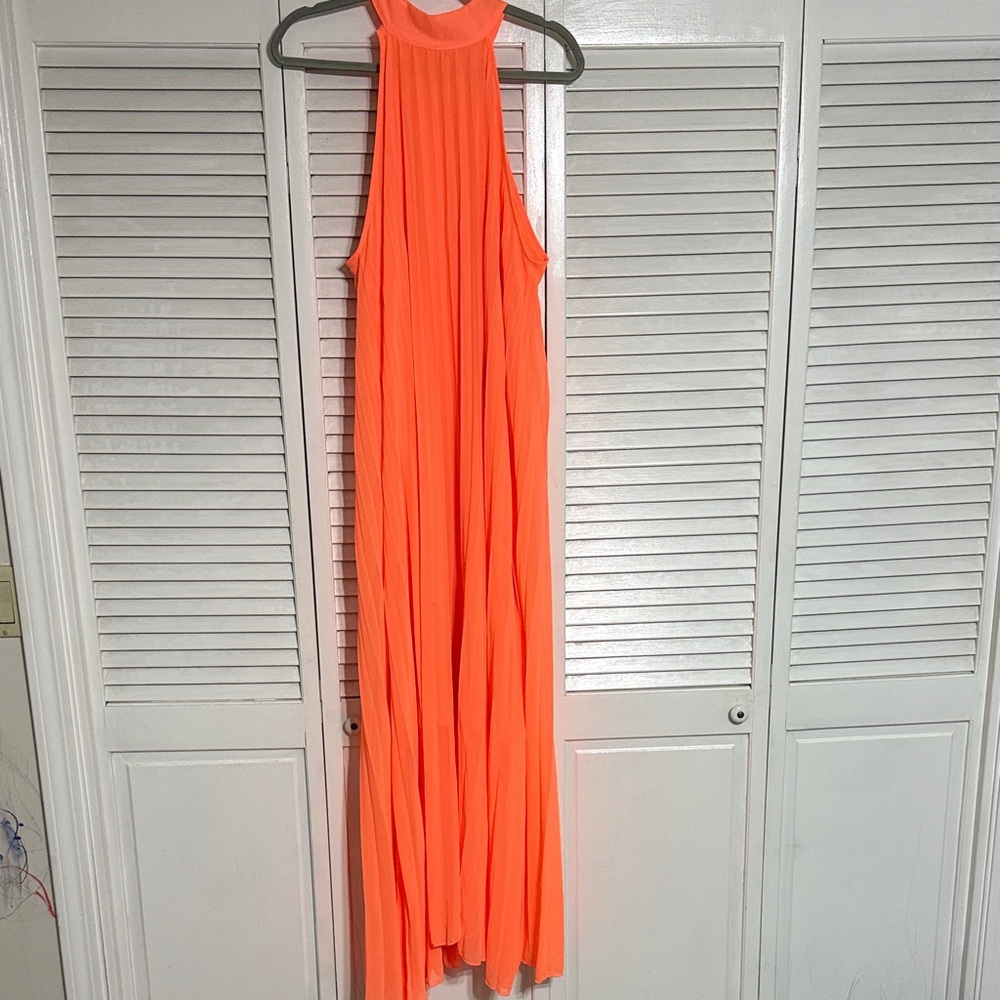 Elegant Orange Sleeveless Dress